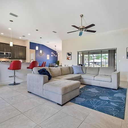 Centrally Located Cape Coral Oasis On Fresh Water Villa Eksteriør bilde